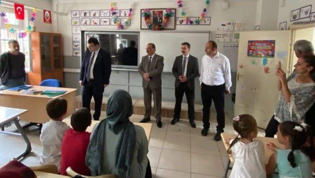 Hopa Kaymakamı Sayın Gürkan Üçüncü Sugören İlkokulu'nda Karne Törenine Katıldı