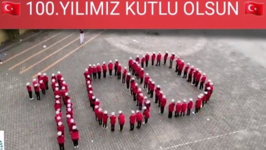 Mehmet Akif Ersoy İlkokulunun Cumhuriyetimizin 100. Yılı Konulu Etkinliği