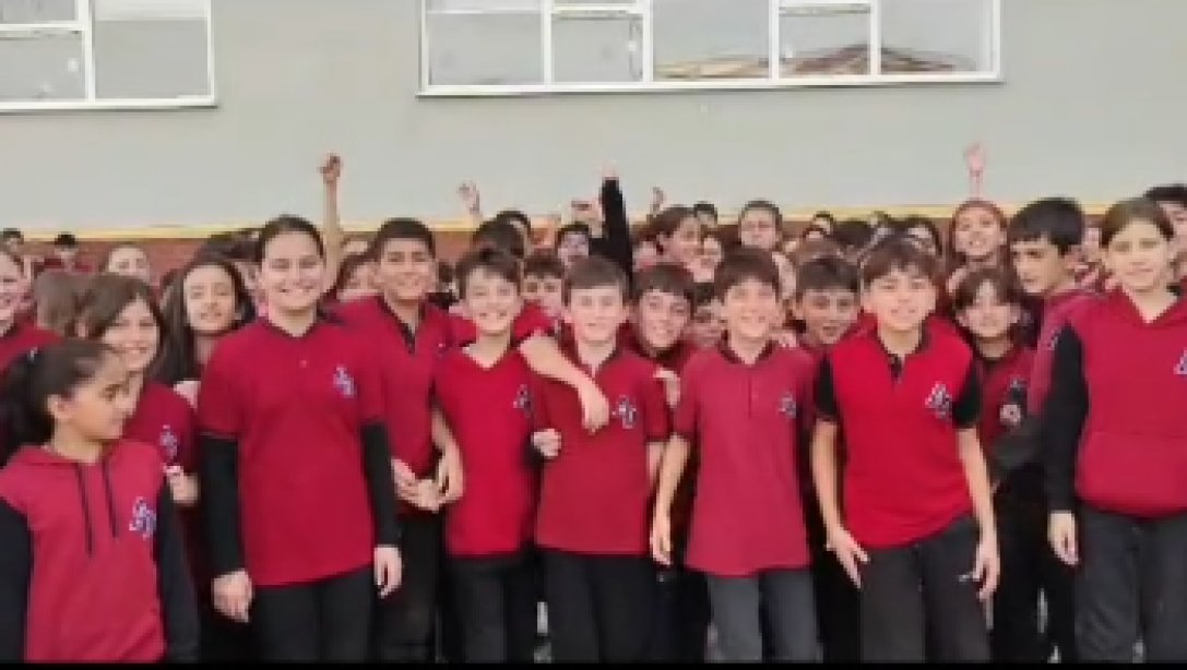 Atatürk Ortaokulu'nun Cumhuriyetimizin 100. Yılı Konulu Etkinliği