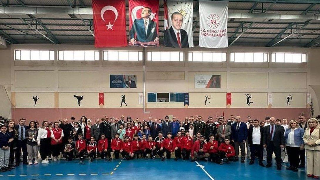 19 Mayıs Atatürk'ü Anma, Gençlik ve Spor Bayramı Coşkuyla Kutlandı