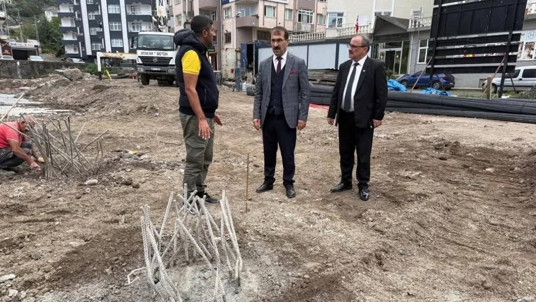 Hopa Mesleki ve Teknik Anadolu Lisesi İnşaatında İnceleme