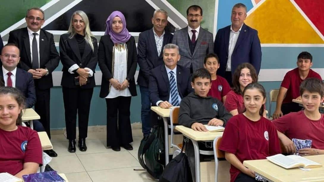 Cumhuriyet Ortaokuluna Ziyaret